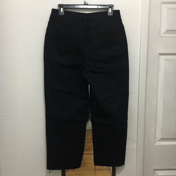 High Waisted Crop Frayed Raw Hem Ankle Jeans - Picture 6 of 6